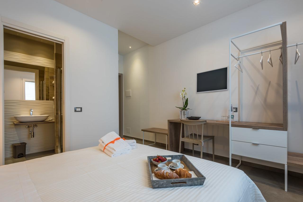 Aurienzia Hotel รากูซา ภายนอก รูปภาพ