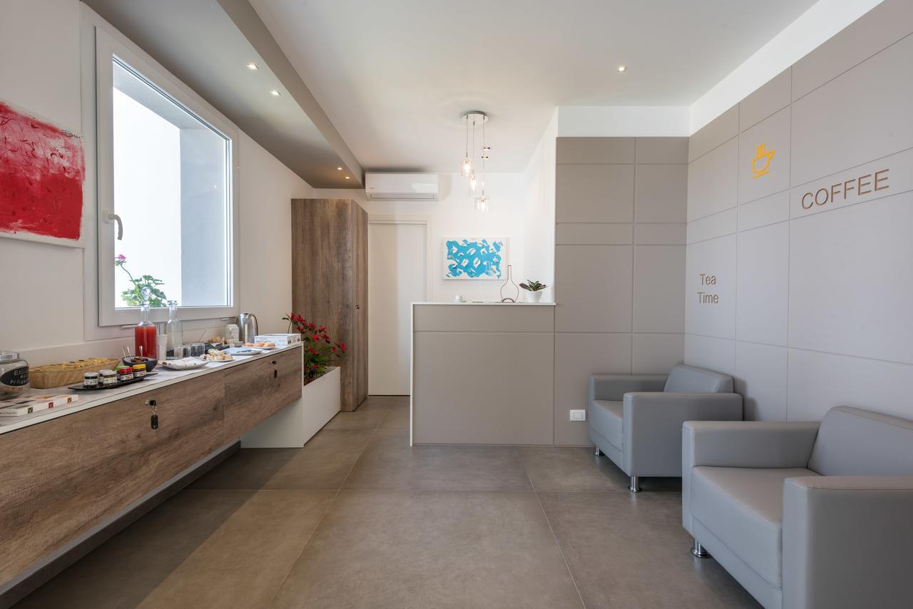 Aurienzia Hotel รากูซา ภายนอก รูปภาพ